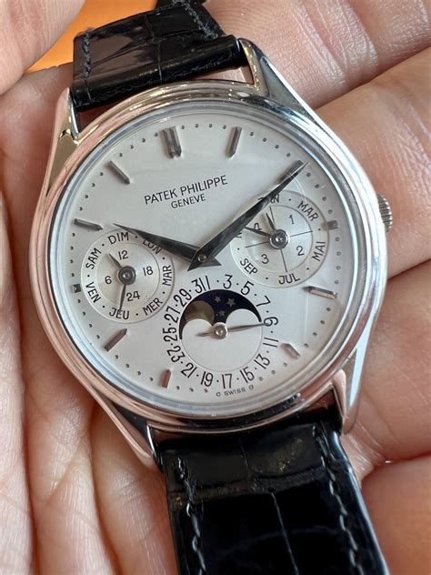 setting time on patek philippe|Patek Philippe date settings.